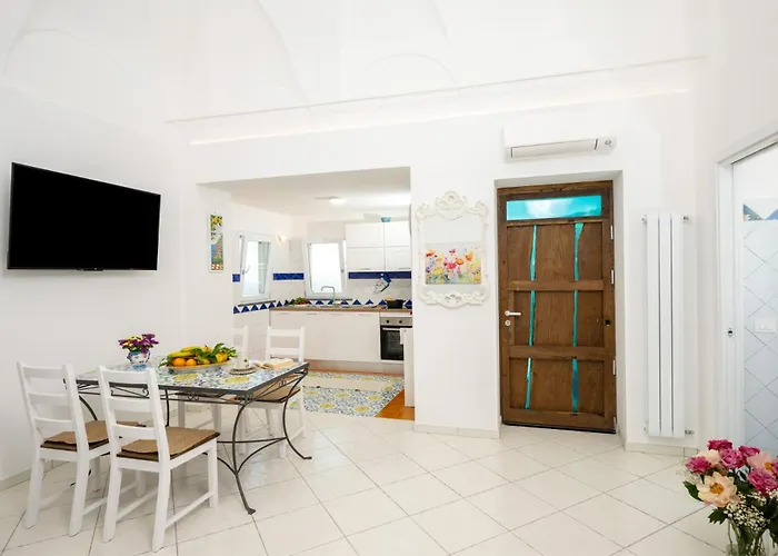Blue Moon House *