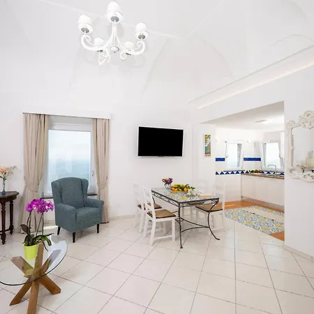 Blue Moon House Holiday home