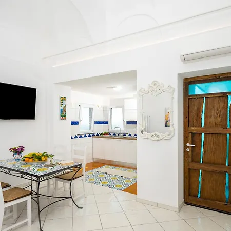 Blue Moon House *